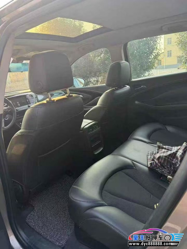 17年别克昂科威轿车抵押车出售