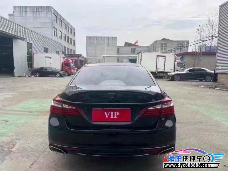 19年本田雅阁轿车抵押车出售