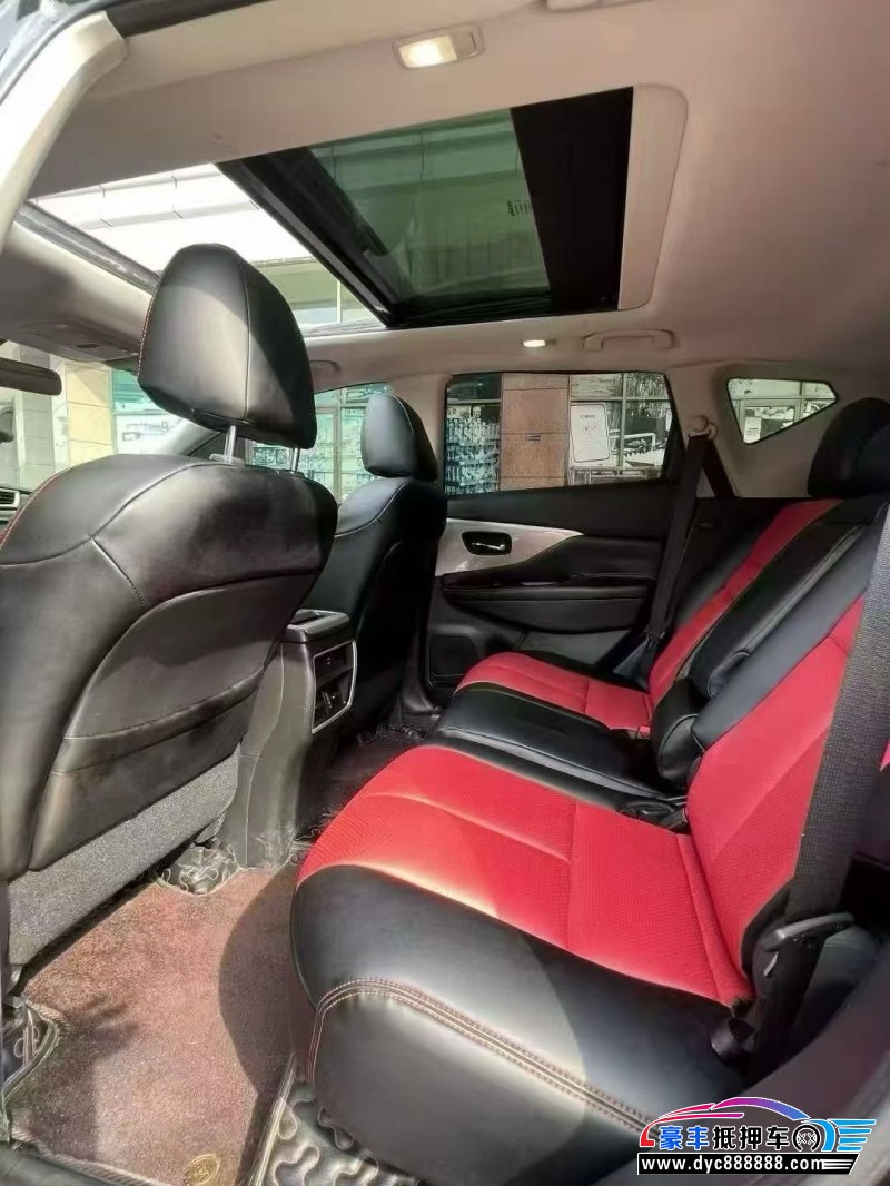 18年日产楼兰轿车抵押车出售