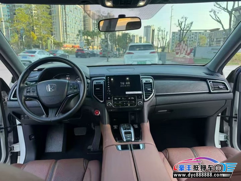 22年本田UR-V轿车抵押车出售