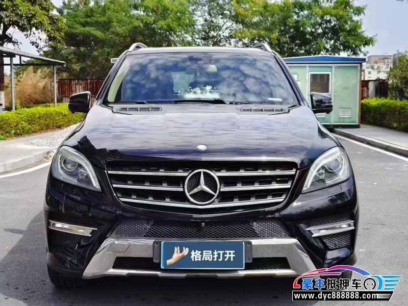 抵押车出售14年奔驰ML轿车