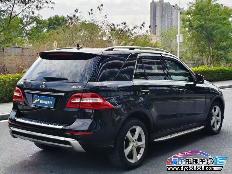 14年奔驰ML轿车抵押车出售