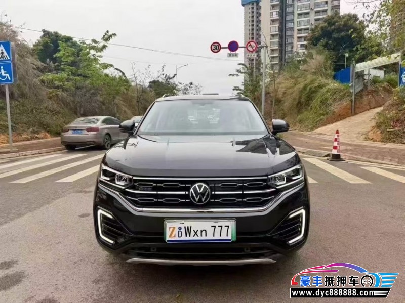 抵押车出售24年大众探岳轿车