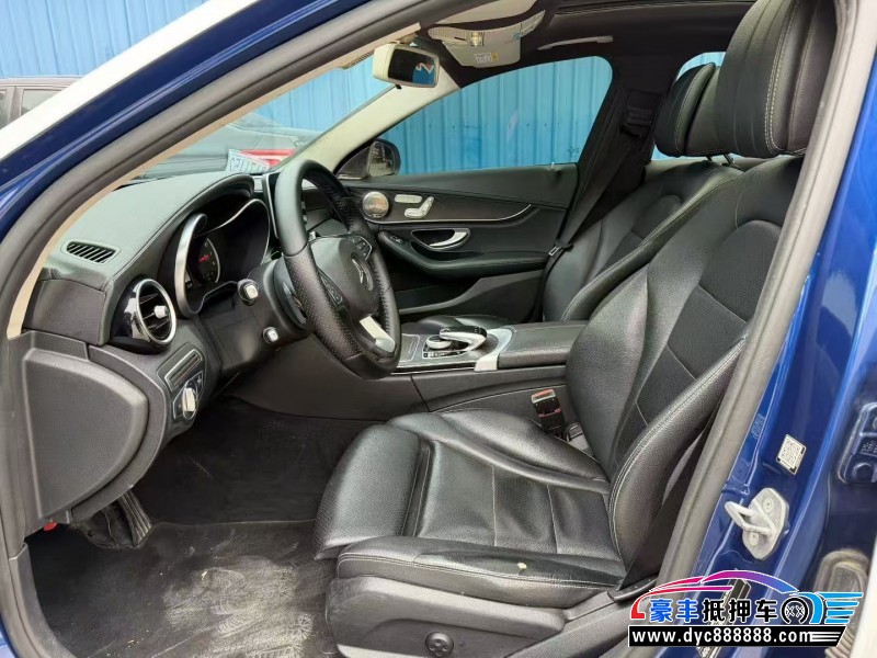 18年奔驰C轿车抵押车出售