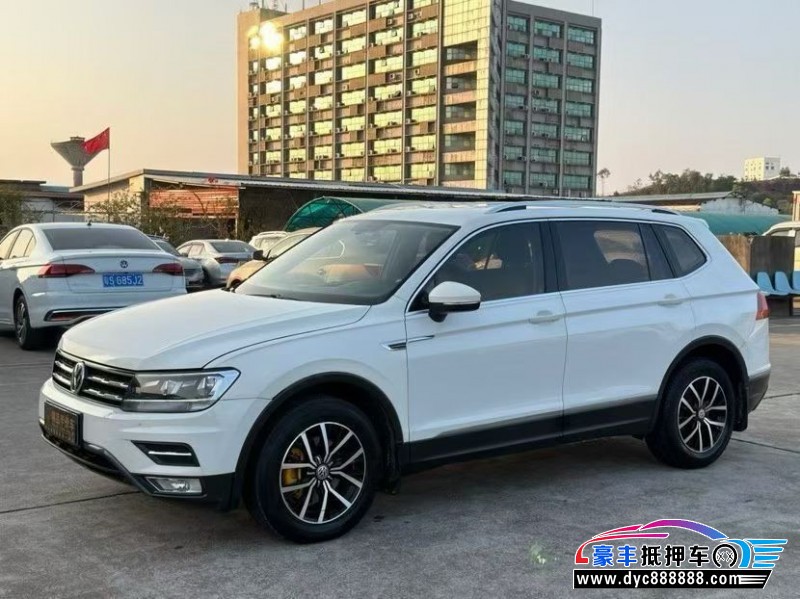 17年大众途观L轿车抵押车出售