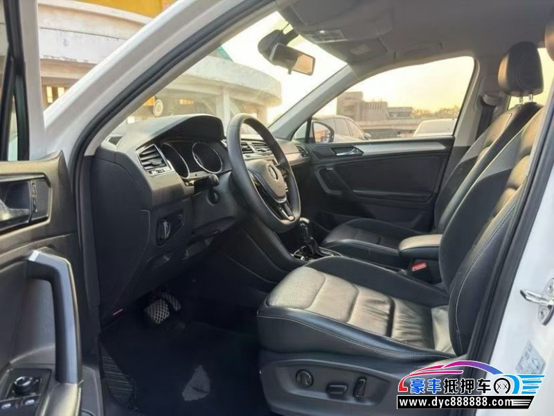 17年大众途观L轿车抵押车出售