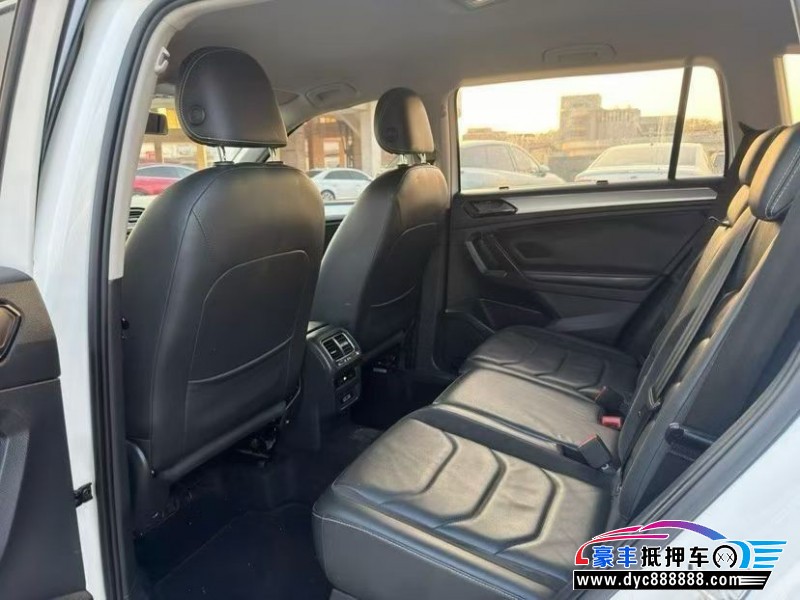 17年大众途观L轿车抵押车出售