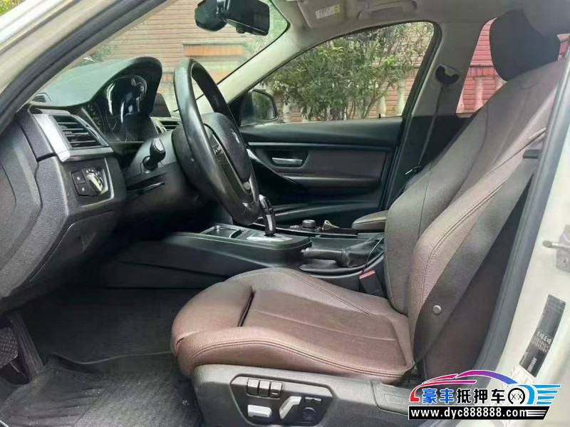 18年宝马3系轿车抵押车出售