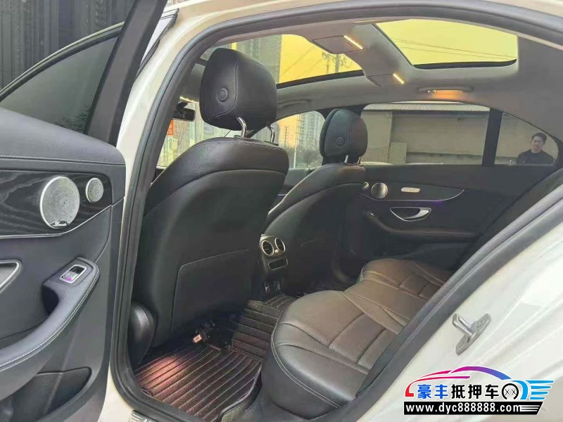20年奔驰C轿车抵押车出售