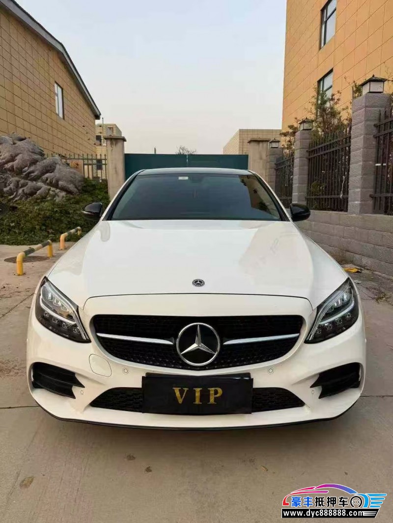 20年奔驰C轿车抵押车出售