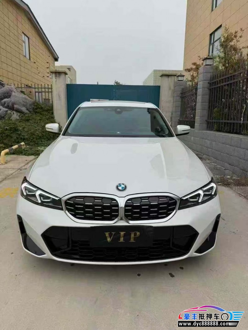 24年宝马3系轿车抵押车出售