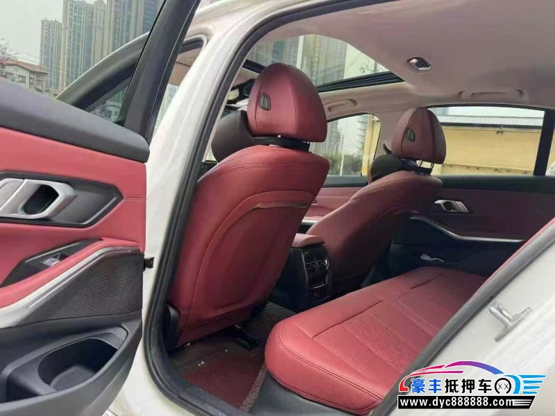 24年宝马3系轿车抵押车出售