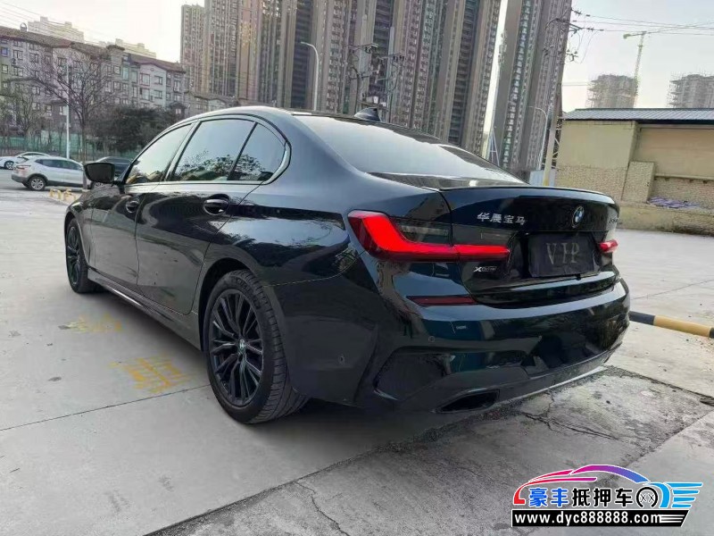 21年宝马3系轿车抵押车出售