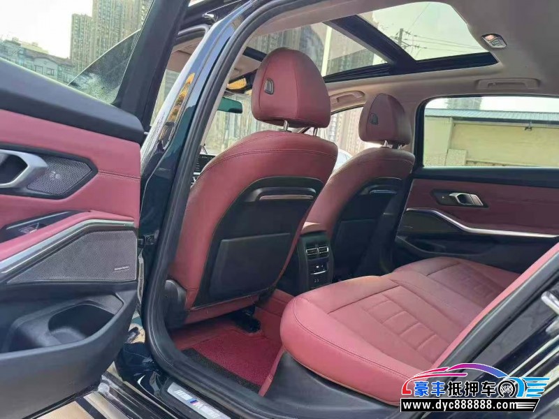 21年宝马3系轿车抵押车出售