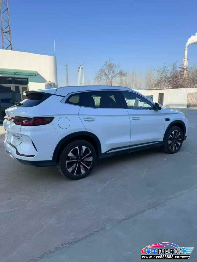 25年比亚迪宋轿车抵押车出售