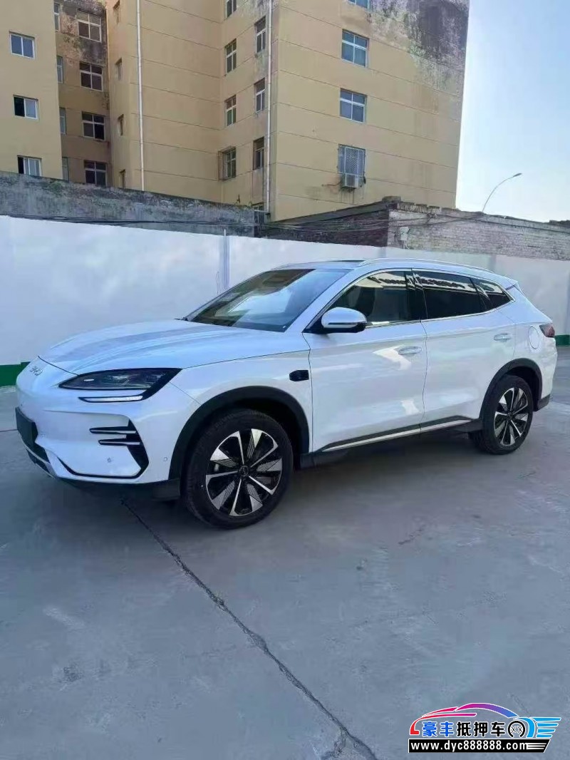 25年比亚迪宋轿车抵押车出售