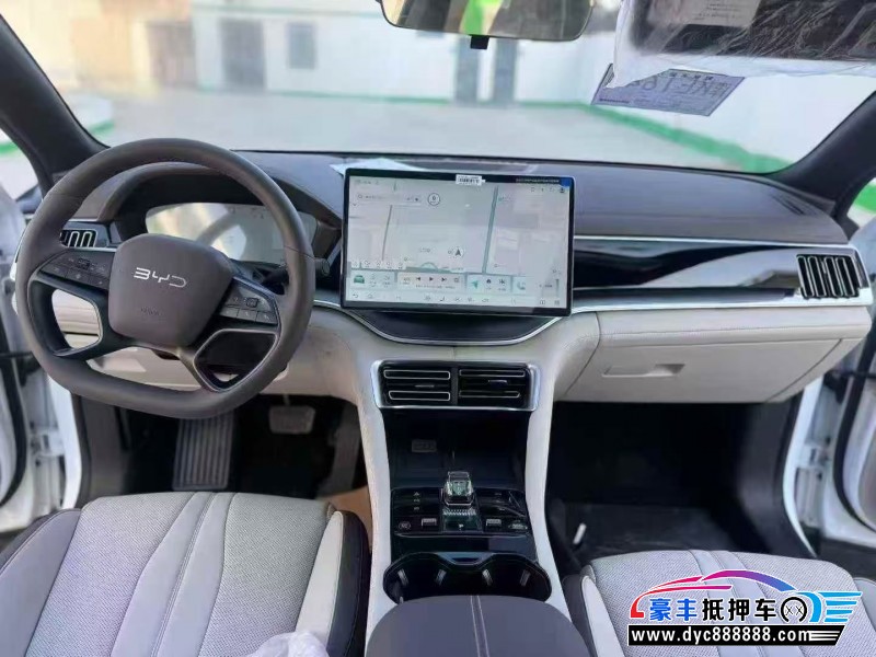 25年比亚迪宋轿车抵押车出售