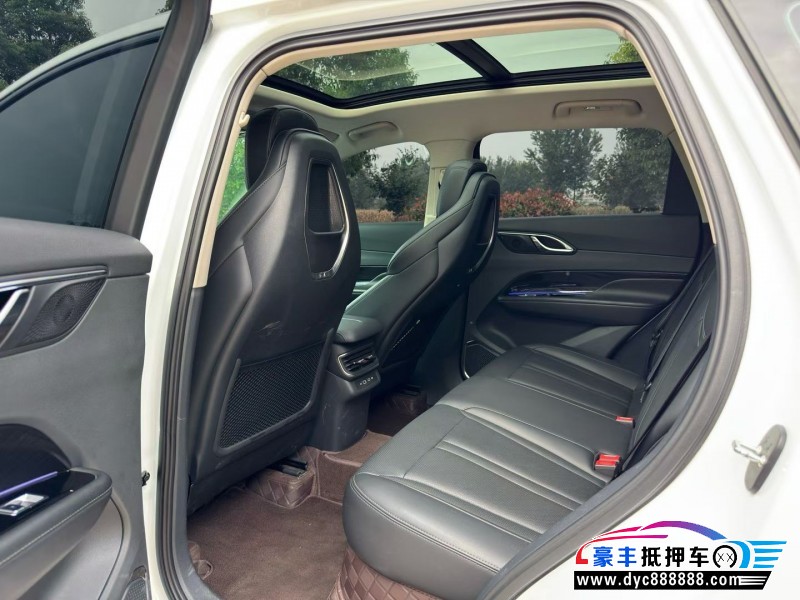 24年红旗HS3轿车抵押车出售