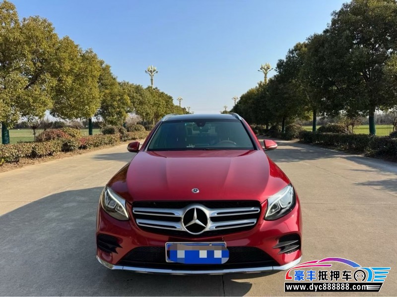 抵押车出售19年奔驰GLC轿车