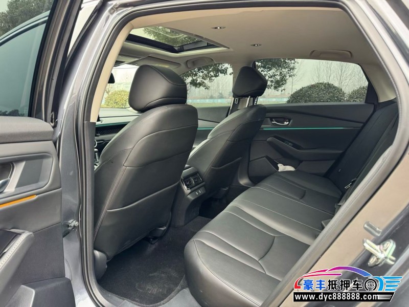 24年本田雅阁轿车抵押车出售