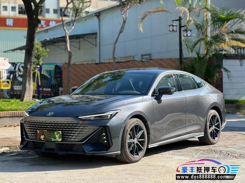 23年长安长安UNI轿车抵押车出售