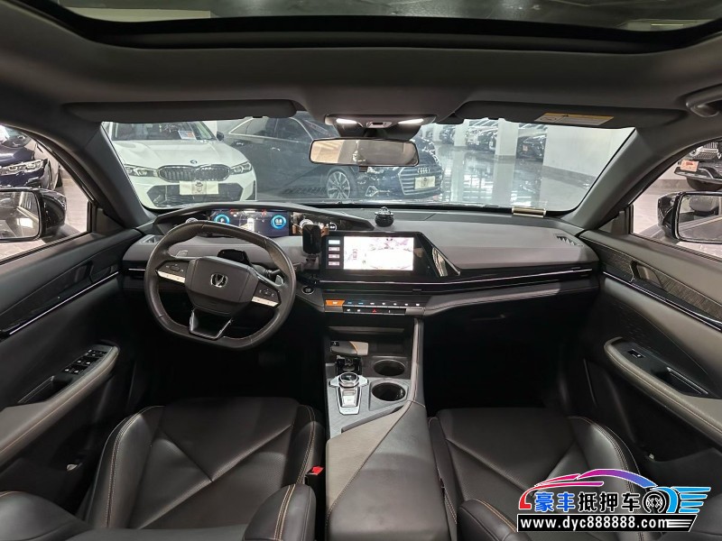 23年长安长安UNI轿车抵押车出售