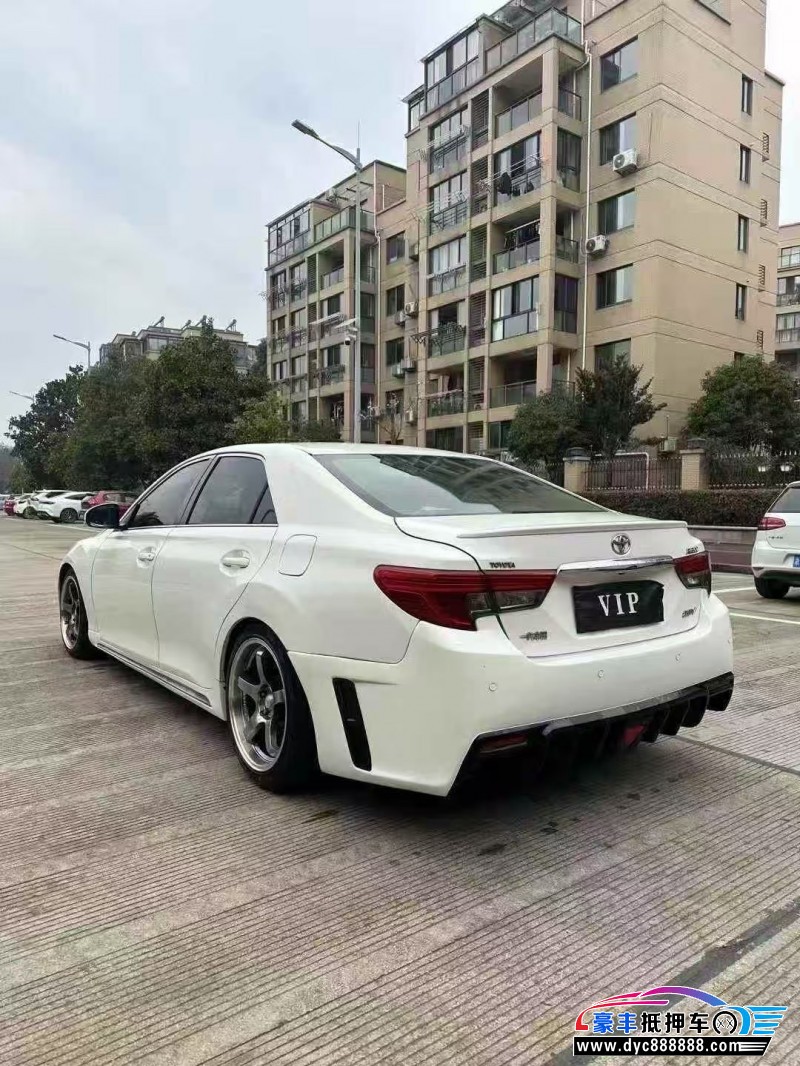 16年丰田锐志轿车抵押车出售