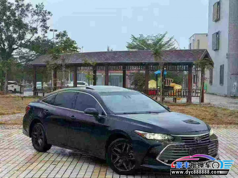 22年丰田亚洲龙轿车抵押车出售