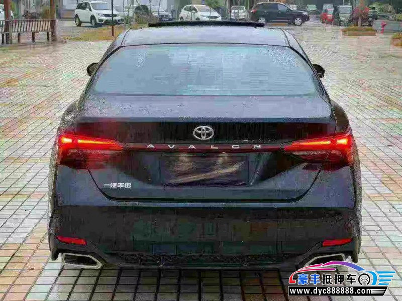 22年丰田亚洲龙轿车抵押车出售