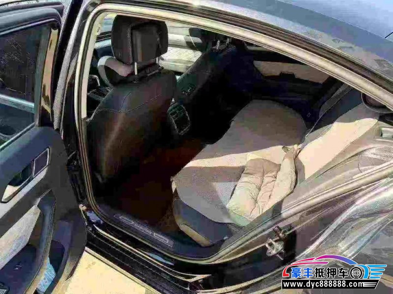 24年大众迈腾轿车抵押车出售