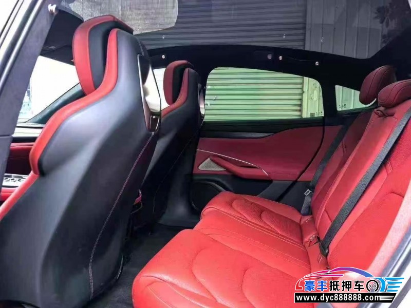 25年小米SU7轿车抵押车出售