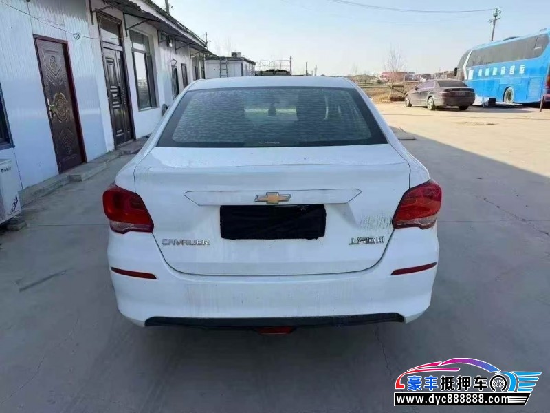 17年雪佛兰科沃兹轿车抵押车出售