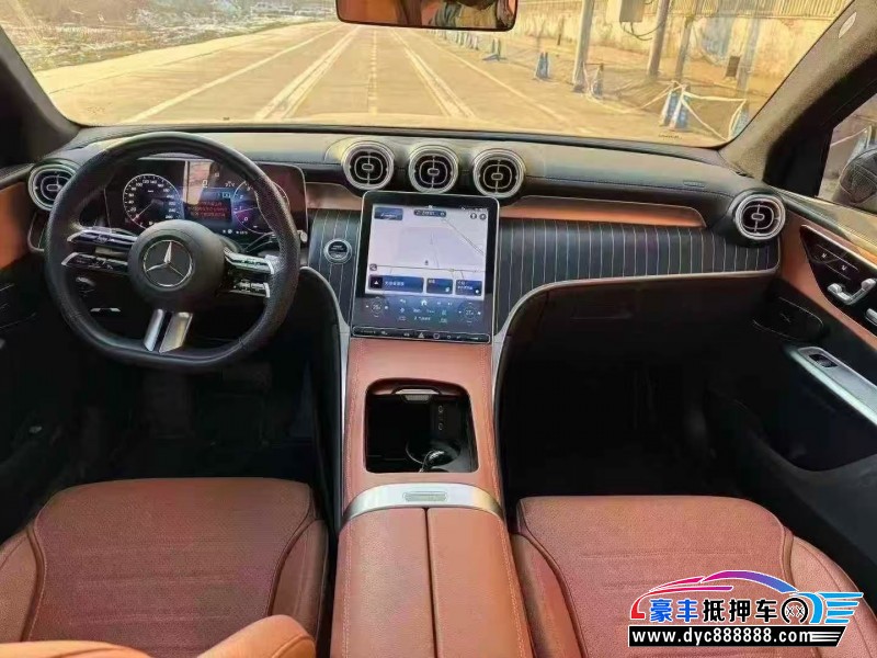 23年奔驰GLCSUV抵押车出售