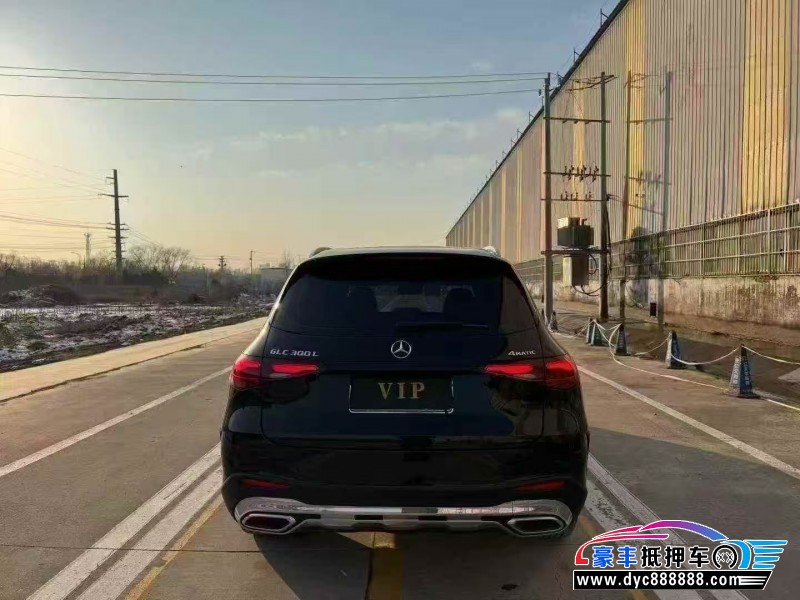 23年奔驰GLCSUV抵押车出售