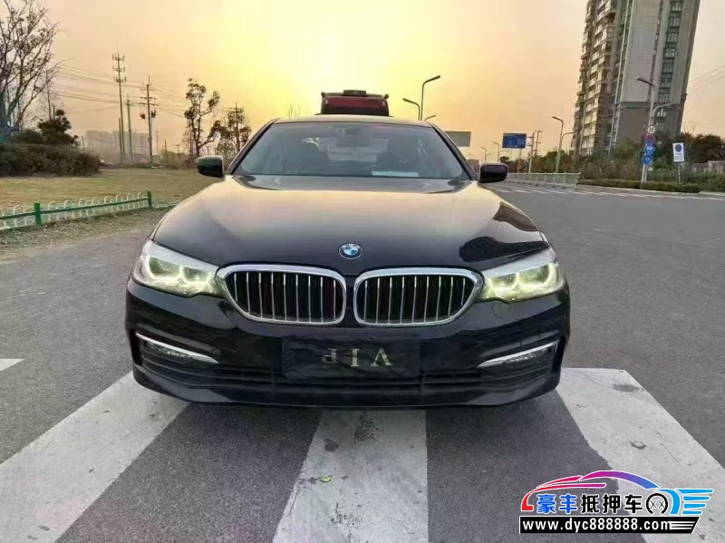 17年宝马5系轿车抵押车出售