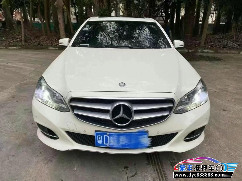 16年奔驰E轿车抵押车出售