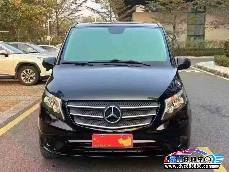 20年奔驰威霆轿车抵押车出售