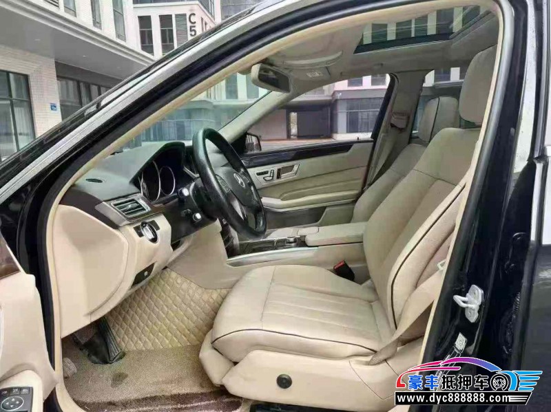 15年奔驰E轿车抵押车出售