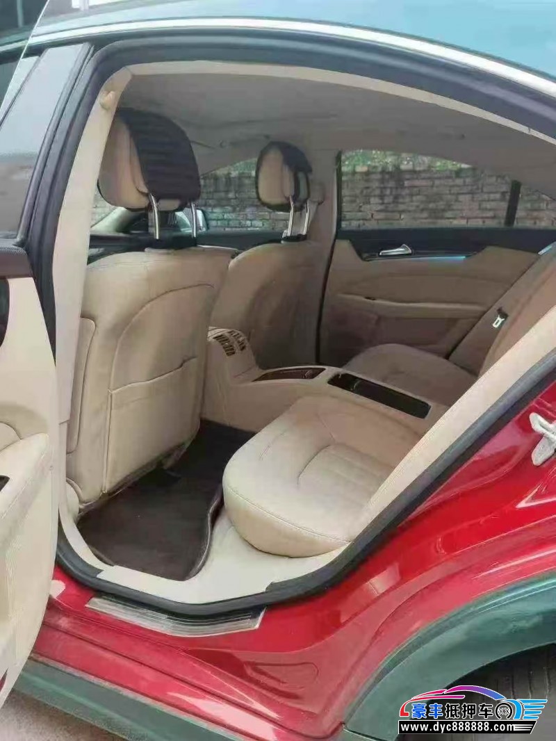 15年奔驰CLS轿车抵押车出售