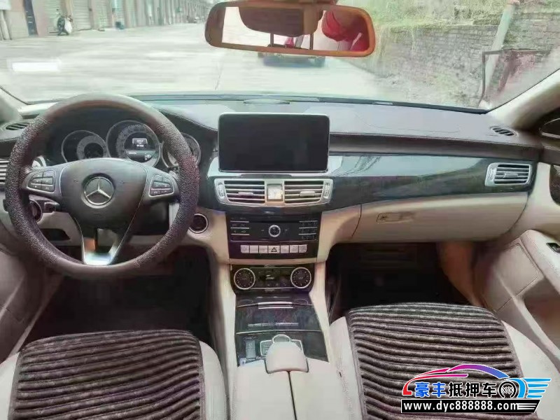 15年奔驰CLS轿车抵押车出售