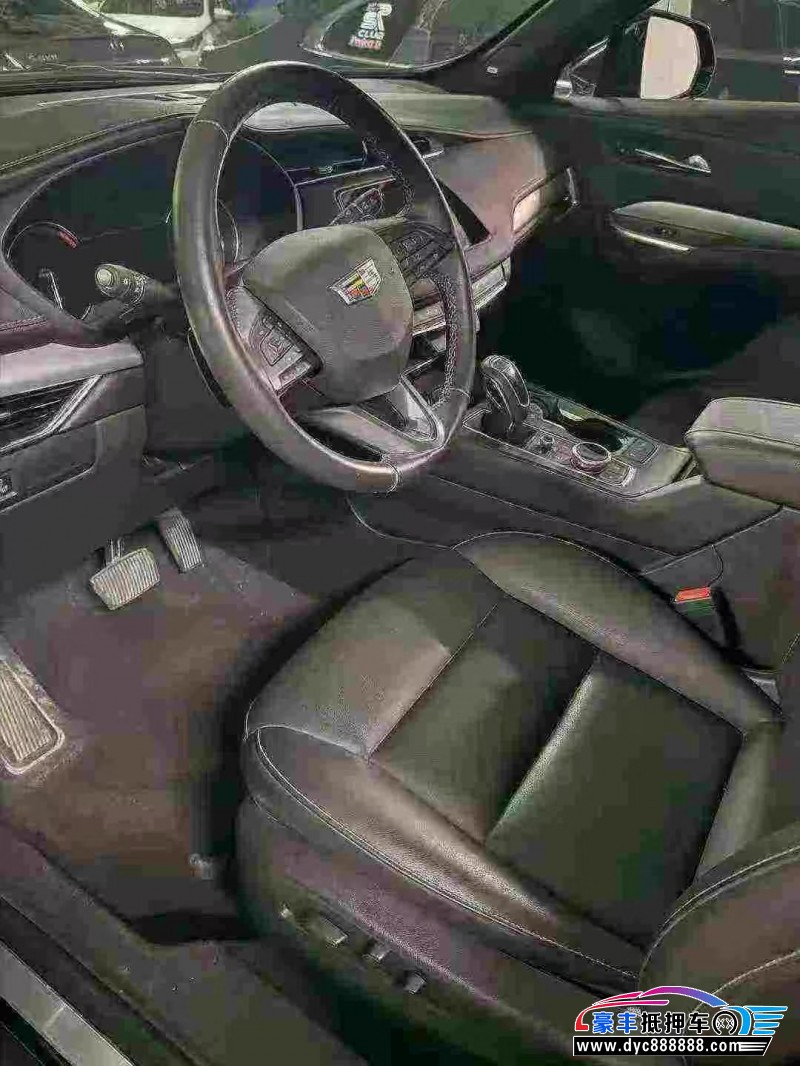 19年凯迪拉克XT4轿车抵押车出售