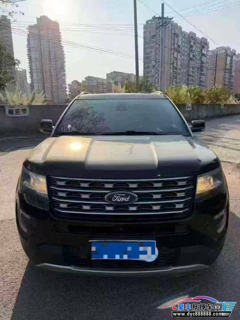 抵押车出售18年福特探险者轿车