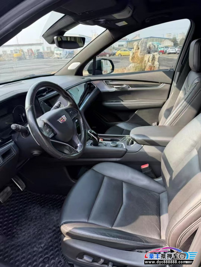 20年凯迪拉克xt6轿车抵押车出售
