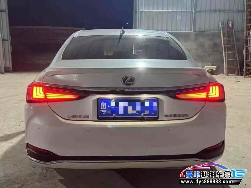 21年雷克萨斯ES轿车抵押车出售