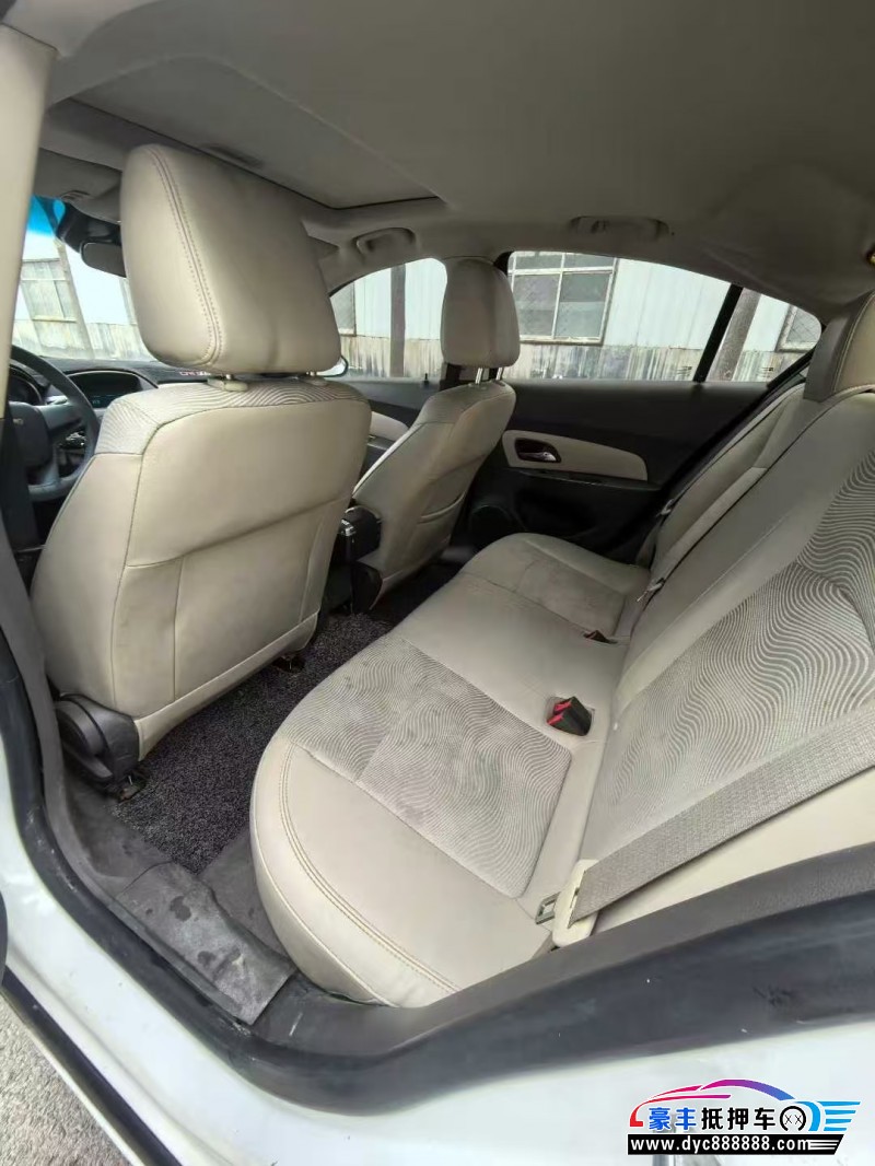 16年雪佛兰科鲁兹轿车抵押车出售