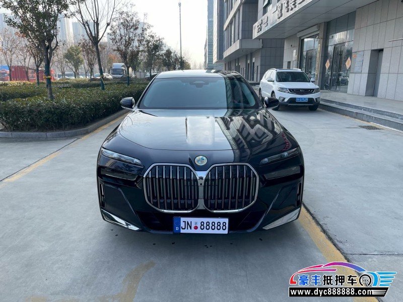 抵押车出售24年宝马7系轿车
