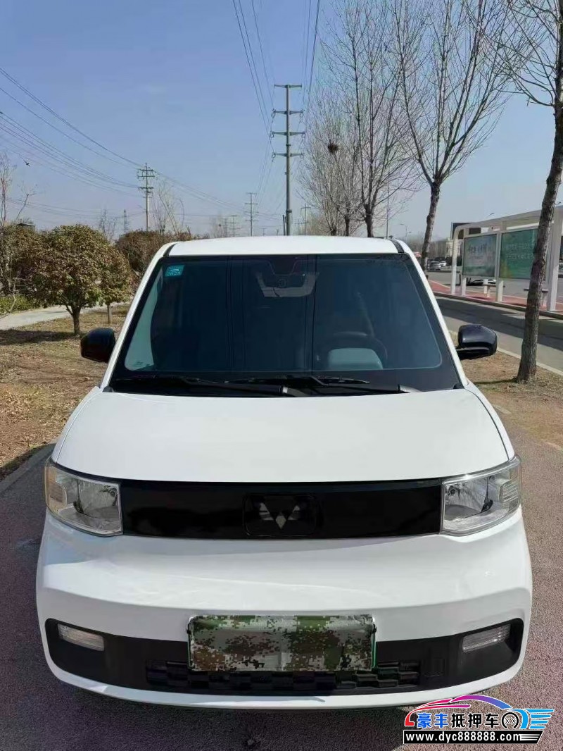 抵押车出售23年五菱汽车迷你轿车