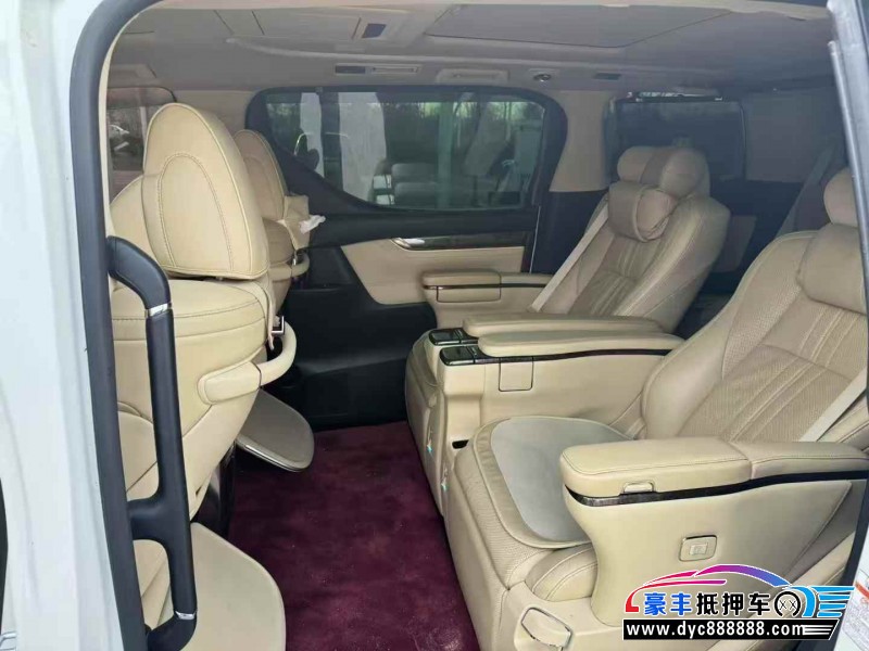 19年丰田威尔法轿车抵押车出售