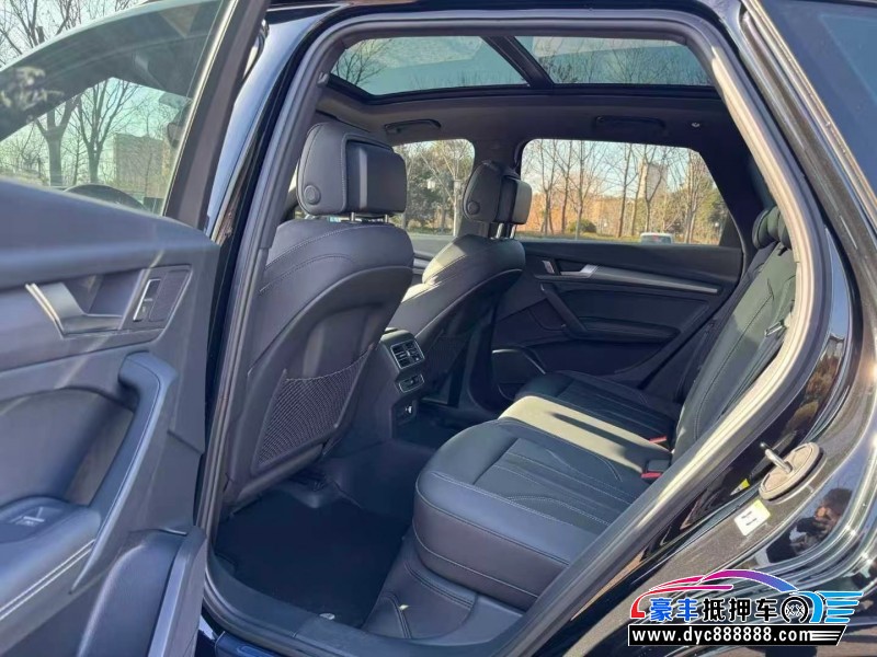 24年奥迪Q5SUV抵押车出售