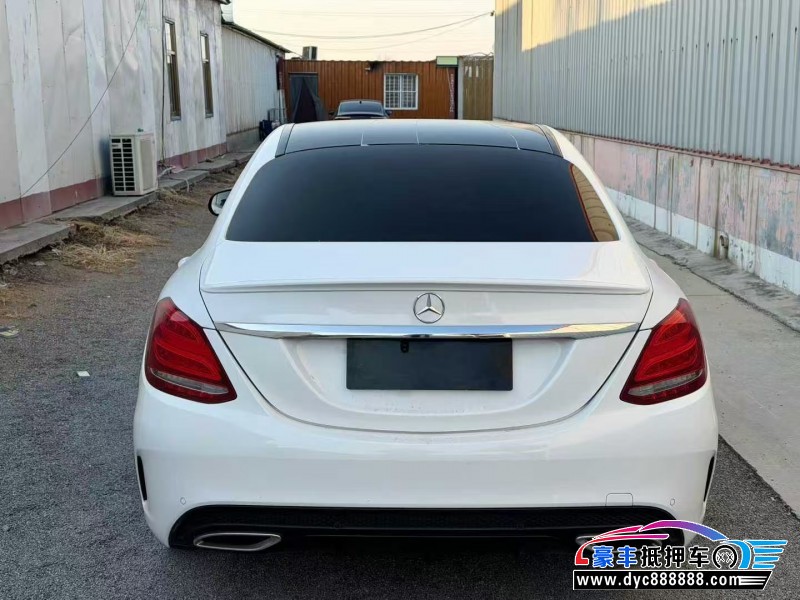 18年奔驰C轿车抵押车出售